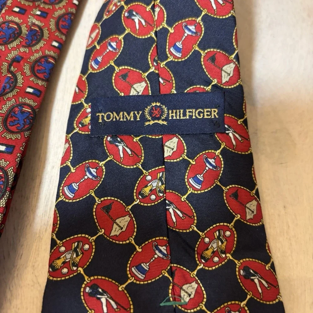 Tommy Hilfiger Adult Tie Red Golfer Golf 100% Italian Silk‎ Made in USA Men's